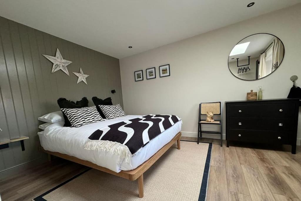 Nᴼ 21 Beautiful Cosy Modern Traditional Cottage Lionel Экстерьер фото